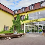 Seehotel Brandenburg An Der Havel 브리에로프
