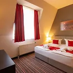 Seehotel Brandenburg An Der Havel 브리에로프