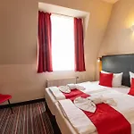 호텔 Seehotel Brandenburg An Der Havel 브리에로프