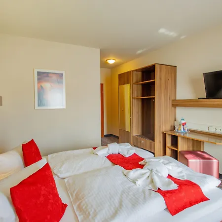 Seehotel Brandenburg An Der Havel 3*