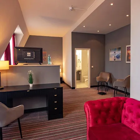 호텔 Seehotel Brandenburg An Der Havel 3*