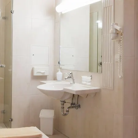 Seehotel Brandenburg An Der Havel
